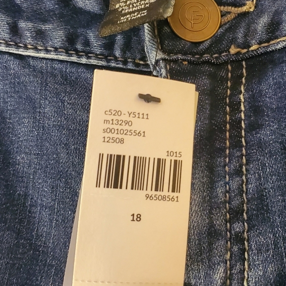 Jeans - Picture 2 of 8